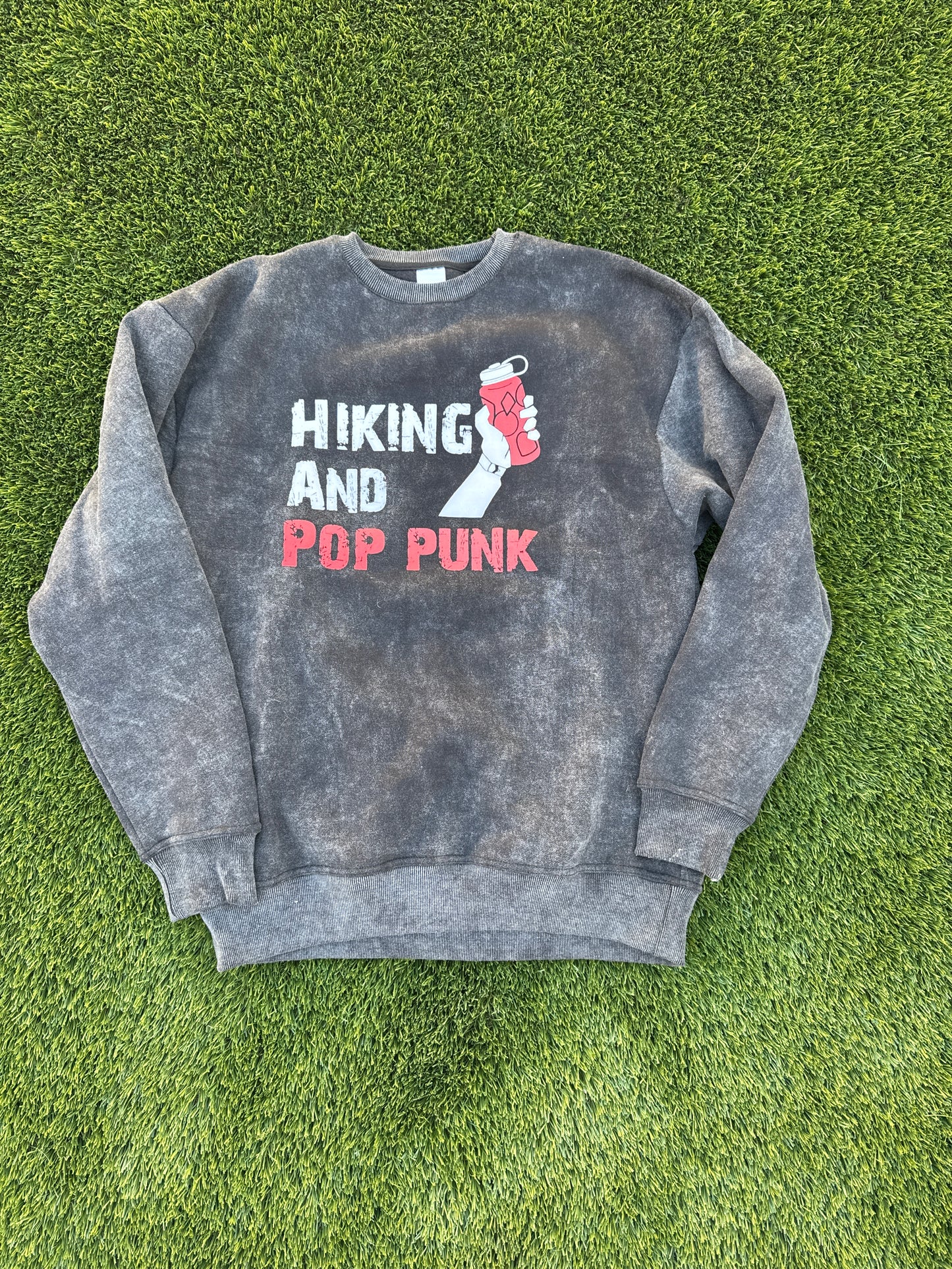 Hiking & Pop Punk Crew (BB)